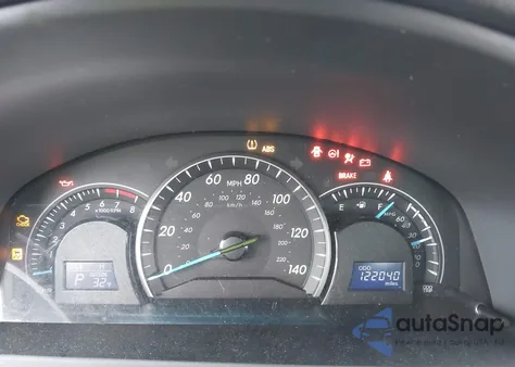 2014 Toyota Camry Le z USA, uszkodzony, nr VIN 4T4BF1FKXER339629